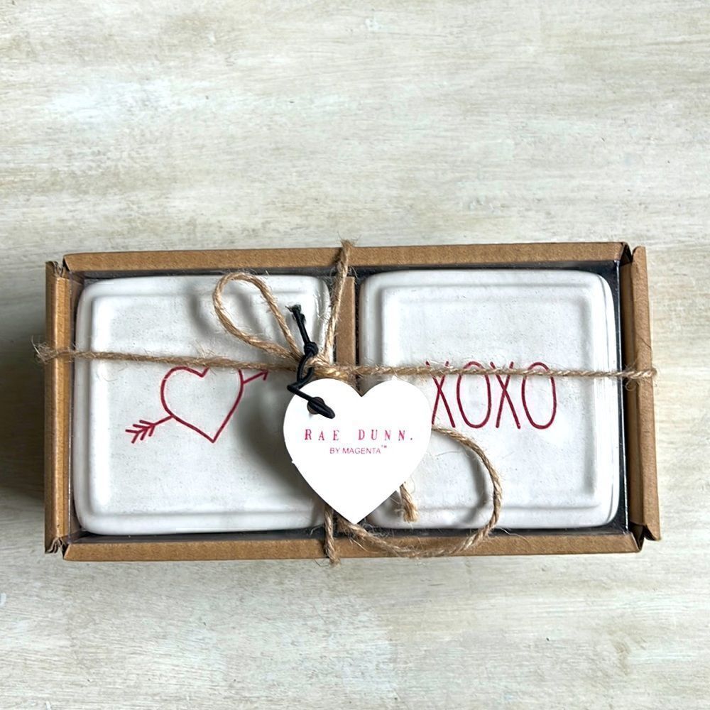 Rae Dunn Magenta Artisan Collection jewelry box set in red and cream heart NIB